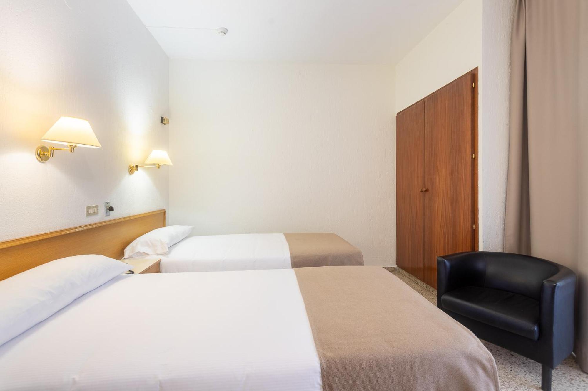 Hotel Leuka Alicante Ngoại thất bức ảnh